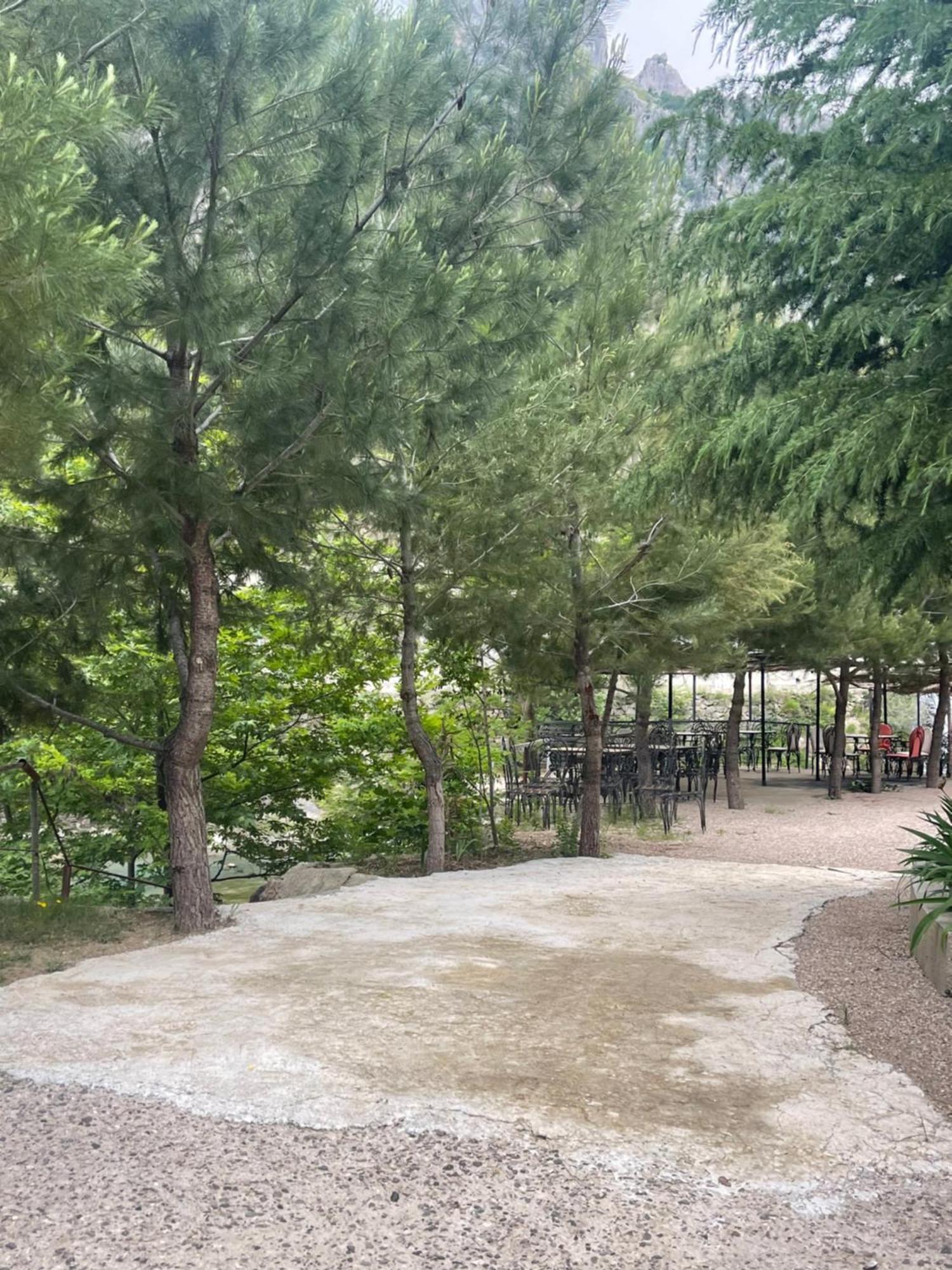 Bovilla Canyon Hotel